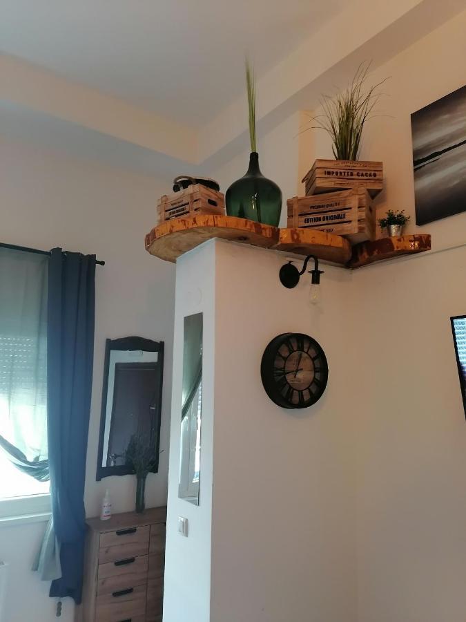 Apartman Stimac Петроварадин Екстериор снимка