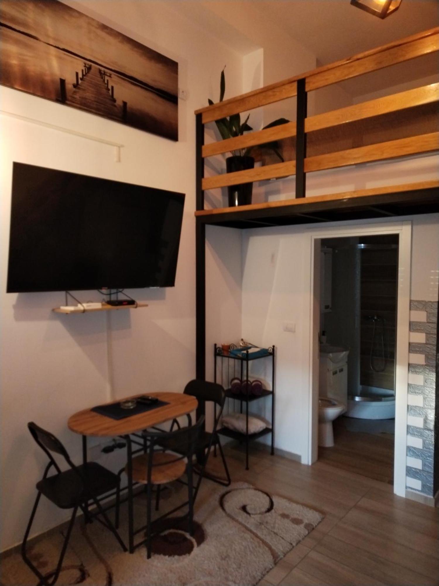 Apartman Stimac Петроварадин Екстериор снимка